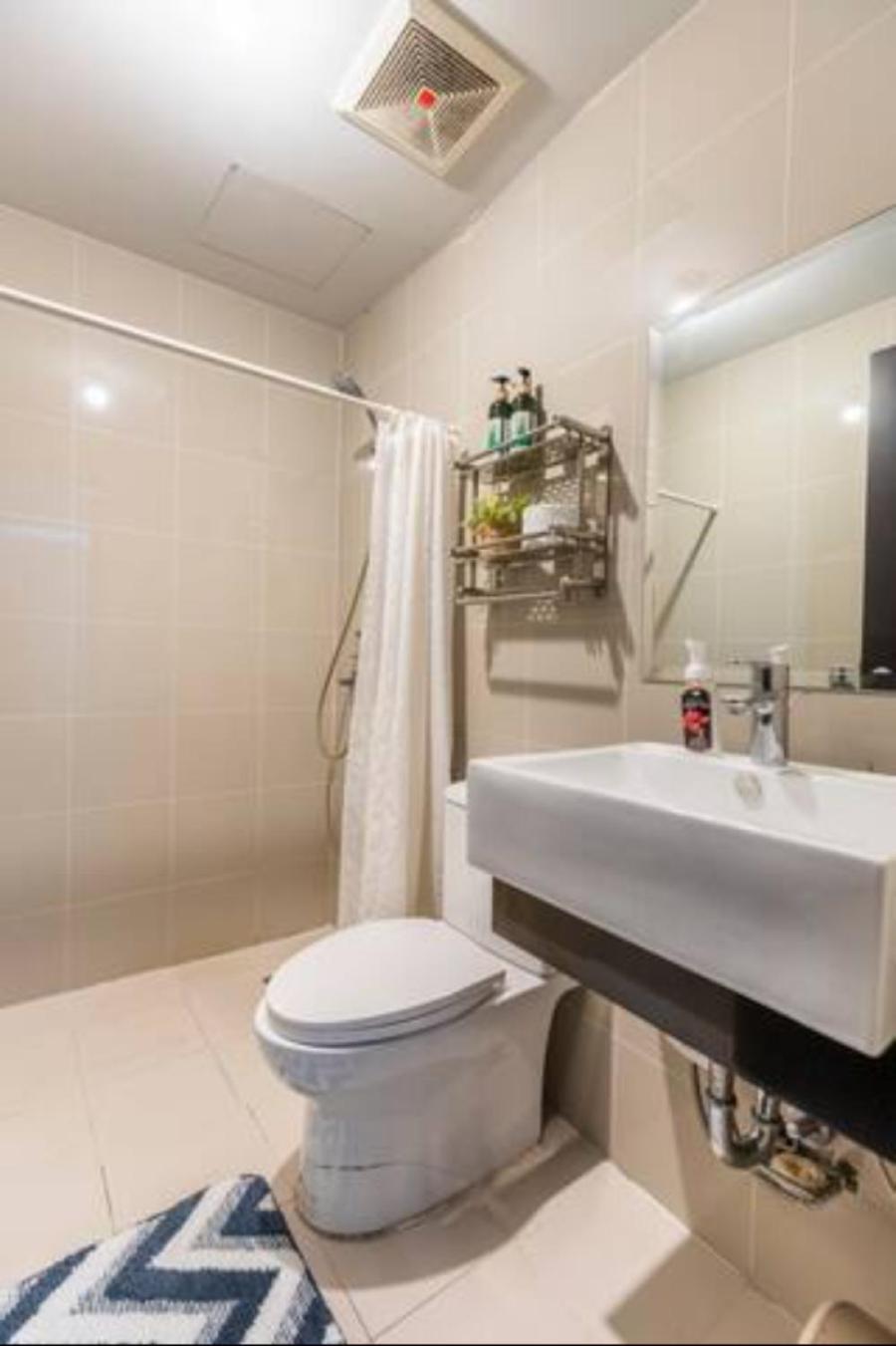 Great View With Balcony In Araneta Center Apartment Manila Exterior photo